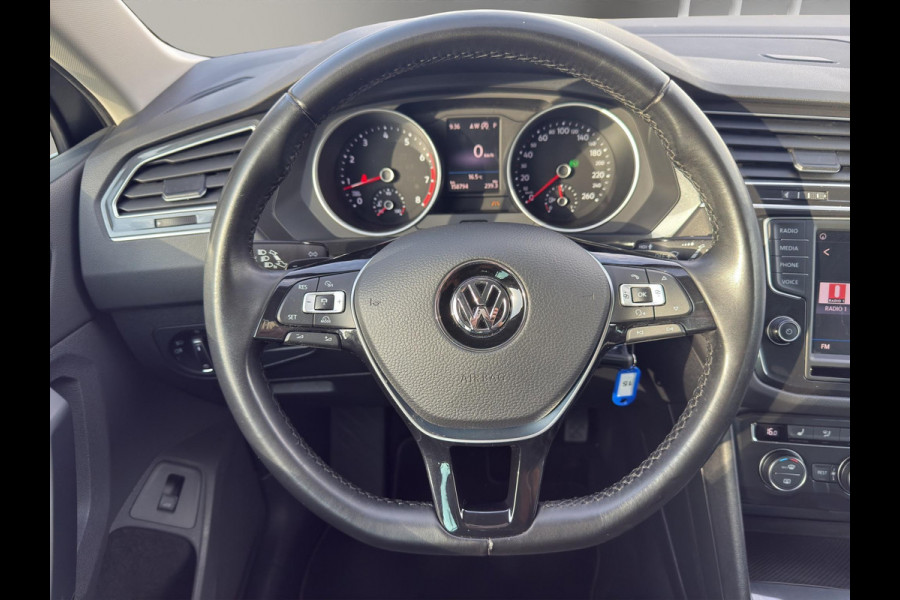 Volkswagen Tiguan 1.4 TSI ACT Comfortline Automaat | Electr.Trekhaak | Leder Stoelen Geheugen | Apple/Android |