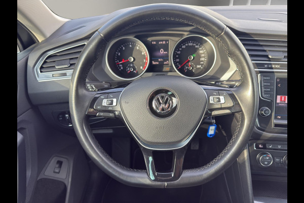 Volkswagen Tiguan 1.4 TSI ACT Comfortline Automaat | Electr.Trekhaak | Leder Stoelen Geheugen | Apple/Android |