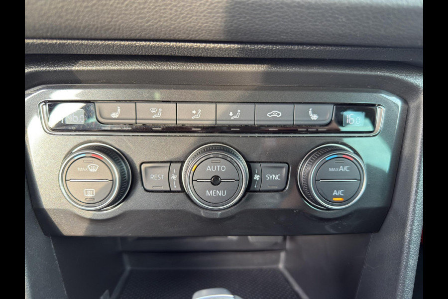 Volkswagen Tiguan 1.4 TSI ACT Comfortline Automaat | Electr.Trekhaak | Leder Stoelen Geheugen | Apple/Android |