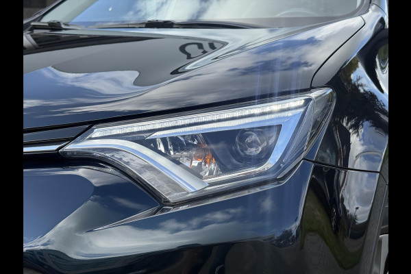 Toyota RAV4 2.5 Hybrid AWD Energy Plus | JBL, Trekhaak, Navigatie, Leer, Stoelverwarming, Geheugenfunctie, 360 Camera, 1.650KG Trekgewicht Toyota RAV4 2.5 Hybrid AWD Energy Plus | JBL, Trekhaak, Navigatie, Leer, Stoelverwarming, Geheugenfunctie, 360 Camera, 1.650KG Trekgewicht
