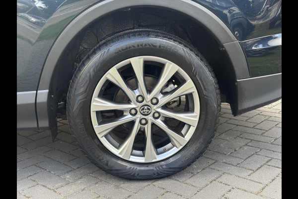 Toyota RAV4 2.5 Hybrid AWD Energy Plus | JBL, Trekhaak, Navigatie, Leer, Stoelverwarming, Geheugenfunctie, 360 Camera, 1.650KG Trekgewicht Toyota RAV4 2.5 Hybrid AWD Energy Plus | JBL, Trekhaak, Navigatie, Leer, Stoelverwarming, Geheugenfunctie, 360 Camera, 1.650KG Trekgewicht