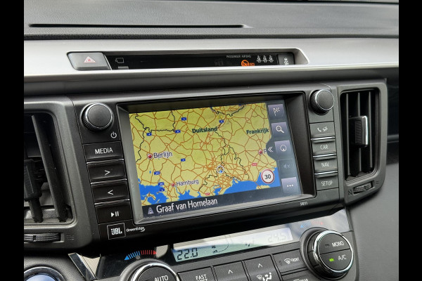 Toyota RAV4 2.5 Hybrid AWD Energy Plus | JBL, Trekhaak, Navigatie, Leer, Stoelverwarming, Geheugenfunctie, 360 Camera, 1.650KG Trekgewicht Toyota RAV4 2.5 Hybrid AWD Energy Plus | JBL, Trekhaak, Navigatie, Leer, Stoelverwarming, Geheugenfunctie, 360 Camera, 1.650KG Trekgewicht