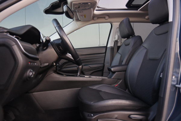 Jeep Compass 4xe 240 Limited / PANODAK / CAMERA / FACELIFT / CARPLAY
