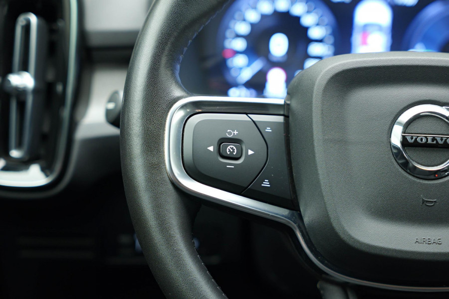 Volvo XC40 T5 Plug-in hybrid Core Bright |Leder|Carplay|Camera|Adaptive|