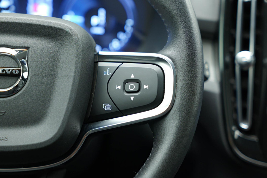 Volvo XC40 T5 Plug-in hybrid Core Bright |Leder|Carplay|Camera|Adaptive|