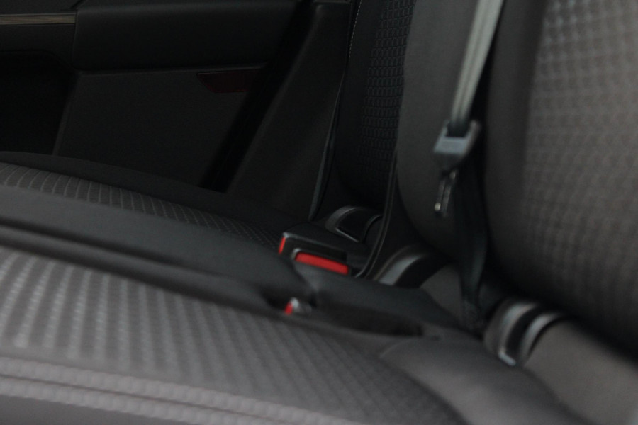 Ford Kuga 2.5 PHEV Titanium Zuid | 243pk | Driver Assistance Pack | Winterpack | Wegklapbare Trekhaak | All Weatherbanden