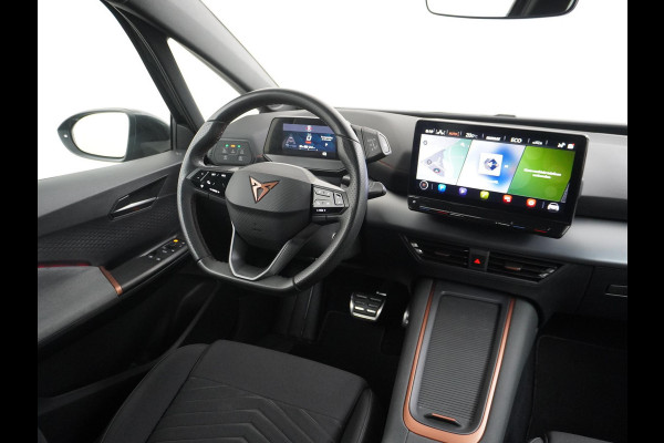 CUPRA Born Business Plus 62 kWh VAN: 28.900,- VOOR: 26.440,- UW HERFSTVOORDEEL: 2.460,- ADD. CRUISE CONTROLE | CAMERA | 19 INCH / ALL SEASON BANDEN \ HEAD-UP DISPLAY | VEEL OPTIES \ RIJKLAAR MET GARANTIE