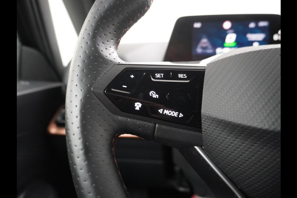 CUPRA Born Business Plus 62 kWh VAN: 28.900,- VOOR: 26.440,- UW HERFSTVOORDEEL: 2.460,- ADD. CRUISE CONTROLE | CAMERA | 19 INCH / ALL SEASON BANDEN \ HEAD-UP DISPLAY | VEEL OPTIES \ RIJKLAAR MET GARANTIE