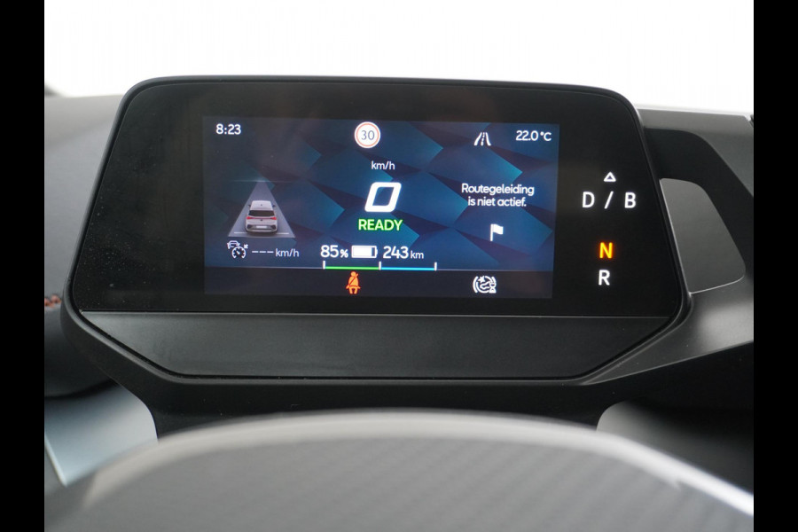 CUPRA Born Business Plus 62 kWh VAN: 28.900,- VOOR: 26.440,- UW HERFSTVOORDEEL: 2.460,- ADD. CRUISE CONTROLE | CAMERA | 19 INCH / ALL SEASON BANDEN \ HEAD-UP DISPLAY | VEEL OPTIES \ RIJKLAAR MET GARANTIE
