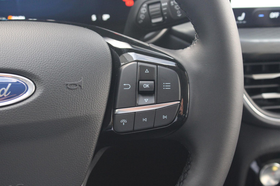 Ford Kuga 2.5 PHEV Titanium Zuid | 243pk | Driver Assistance Pack | Winterpack | Wegklapbare Trekhaak | All Weatherbanden