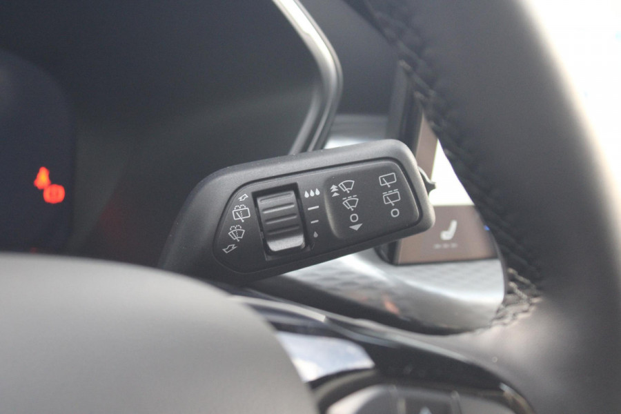 Ford Kuga 2.5 PHEV Titanium Zuid | 243pk | Driver Assistance Pack | Winterpack | Wegklapbare Trekhaak | All Weatherbanden
