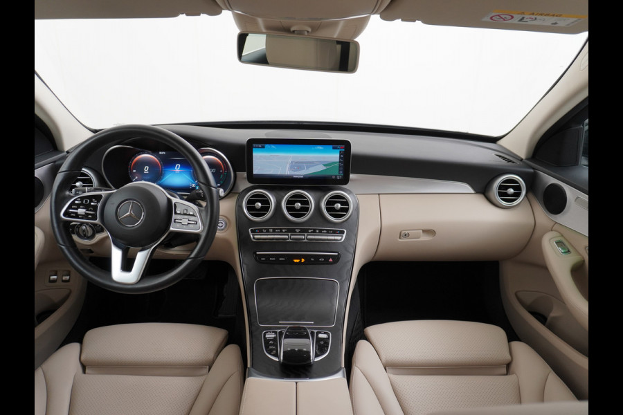 Mercedes-Benz C-Klasse Estate 300e PHEV Hybrid Automaat Leder Virtual Cockpit Apple Carplay Android Auto Adaptive-Cruise Lane-Assist High Performance-L Keyless Dual-Ecc Distronic+ Rijassistentiepakket Park-Assist Verkeersbord-Herkenning Origineel Nederlandse Auto Nieuwprijs €59.000 320PK 700Nm Koppel