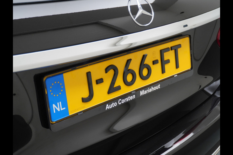 Mercedes-Benz C-Klasse Estate 300e PHEV Hybrid Automaat Leder Virtual Cockpit Apple Carplay Android Auto Adaptive-Cruise Lane-Assist High Performance-L Keyless Dual-Ecc Distronic+ Rijassistentiepakket Park-Assist Verkeersbord-Herkenning Origineel Nederlandse Auto Nieuwprijs €59.000 320PK 700Nm Koppel