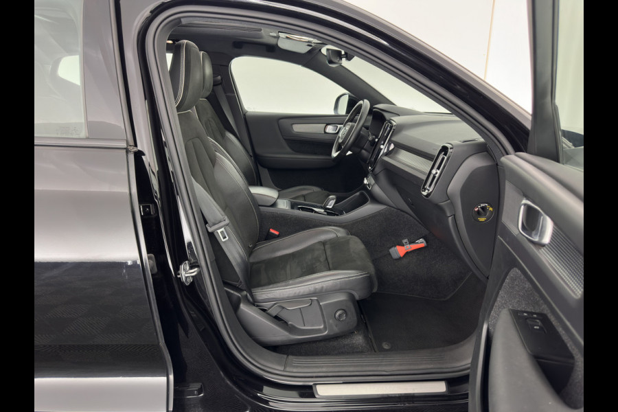 Volvo XC40 Recharge P8 AWD R-Design [ 3-Fase ] { SOH-89%} (INCL-BTW) *PANO | LEATHER-ALCANTARA | DIGI-COCKPIT | FULL-LED | PREMIUM-AUDIO | CARPLAY | KEYLESS | NAVI-FULLMAP | ECC | PDC | HEATED-SPORTSEATS | BLIS | PRIVACY-GLASS | 19''ALU*