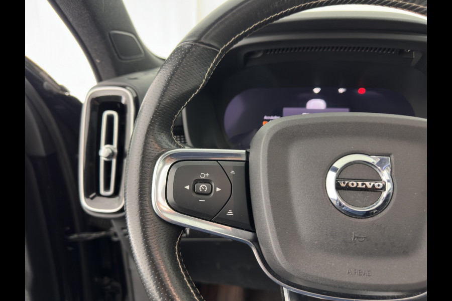 Volvo XC40 Recharge P8 AWD R-Design [ 3-Fase ] { SOH-89%} (INCL-BTW) *PANO | LEATHER-ALCANTARA | DIGI-COCKPIT | FULL-LED | PREMIUM-AUDIO | CARPLAY | KEYLESS | NAVI-FULLMAP | ECC | PDC | HEATED-SPORTSEATS | BLIS | PRIVACY-GLASS | 19''ALU*
