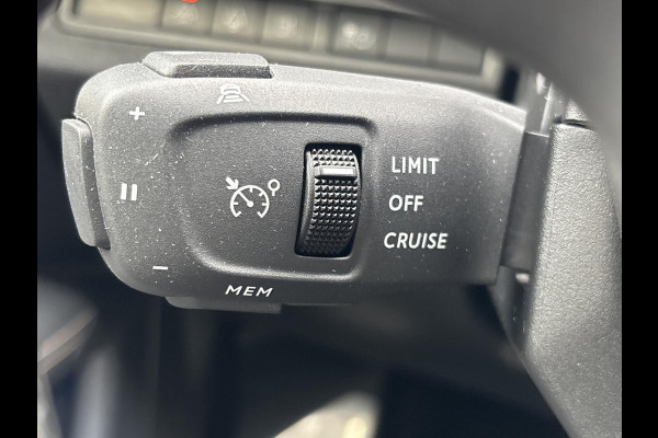 Peugeot 3008 1.6 HYbrid 225 GT