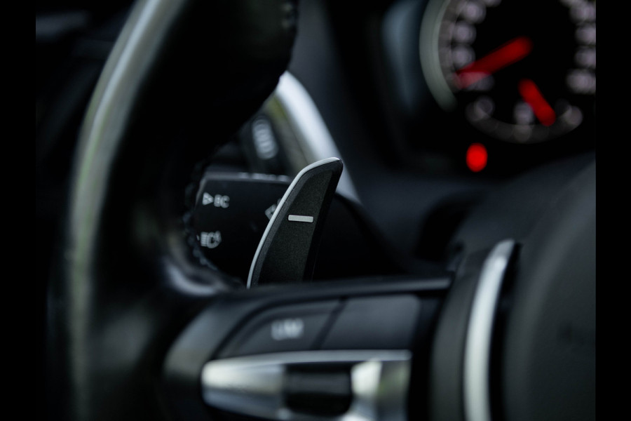 BMW 2 Serie Coupé M2 DCT - LCI - Stuurwielverwarming - Comfort Access - Adaptief LED