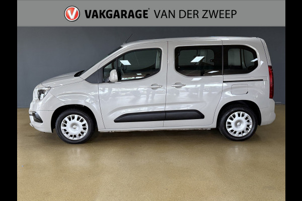 Opel Combo Tour 1.2 Turbo L1H1 Edition | Carplay | Navi | Trekhaak Opel Combo Tour 1.2 Turbo L1H1 Edition | Carplay | Navi | Trekhaak