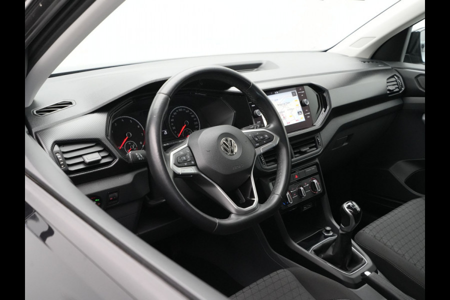 Volkswagen T-Cross 1.0 TSI 115pk Life Navigatie Trekhaak Acc Pdc Carplay Side Assist 145 Volkswagen T-Cross 1.0 TSI 115pk Life Navigatie Trekhaak Acc Pdc Carplay Side Assist 145