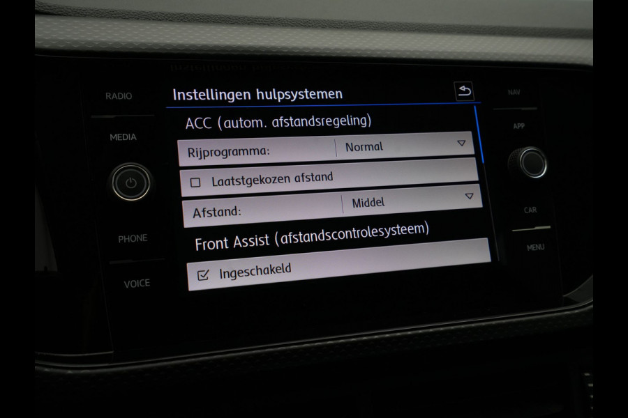 Volkswagen T-Cross 1.0 TSI 115pk Life Navigatie Trekhaak Acc Pdc Carplay Side Assist 145 Volkswagen T-Cross 1.0 TSI 115pk Life Navigatie Trekhaak Acc Pdc Carplay Side Assist 145