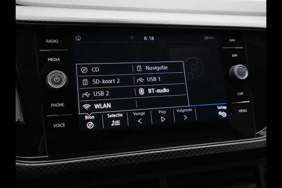 Volkswagen T-Cross 1.0 TSI 115pk Life Navigatie Trekhaak Acc Pdc Carplay Side Assist 145 Volkswagen T-Cross 1.0 TSI 115pk Life Navigatie Trekhaak Acc Pdc Carplay Side Assist 145