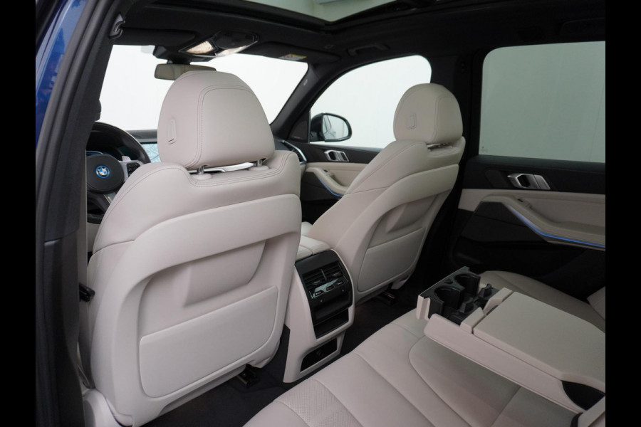 BMW X5 xDrive45e High Executive M SPORT VAN: 69.900,- VOOR: 64.440,- UW HERFSTVOORDEEL: 5.460,- M SPORT MEMORY SEAT | LASER LED | DRIV. ASS. PROFFESIONAL | PANO | 360 CAMERA | LUCHTVERING| ELEK. TREKHAAK | MEGA VOL!