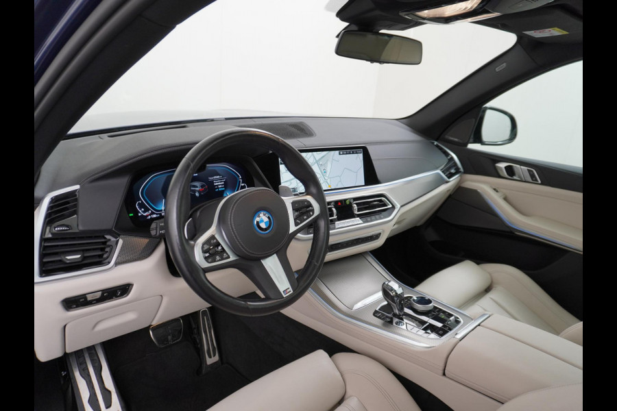 BMW X5 xDrive45e High Executive M SPORT VAN: 69.900,- VOOR: 64.440,- UW HERFSTVOORDEEL: 5.460,- M SPORT MEMORY SEAT | LASER LED | DRIV. ASS. PROFFESIONAL | PANO | 360 CAMERA | LUCHTVERING| ELEK. TREKHAAK | MEGA VOL!