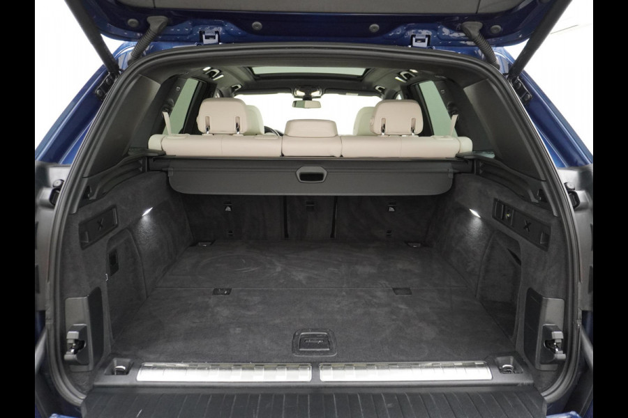 BMW X5 xDrive45e High Executive M SPORT VAN: 69.900,- VOOR: 64.440,- UW HERFSTVOORDEEL: 5.460,- M SPORT MEMORY SEAT | LASER LED | DRIV. ASS. PROFFESIONAL | PANO | 360 CAMERA | LUCHTVERING| ELEK. TREKHAAK | MEGA VOL!