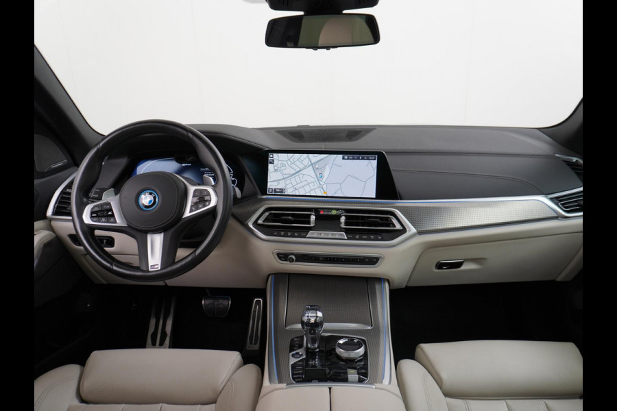 BMW X5 xDrive45e High Executive M SPORT VAN: 69.900,- VOOR: 64.440,- UW HERFSTVOORDEEL: 5.460,- M SPORT MEMORY SEAT | LASER LED | DRIV. ASS. PROFFESIONAL | PANO | 360 CAMERA | LUCHTVERING| ELEK. TREKHAAK | MEGA VOL!