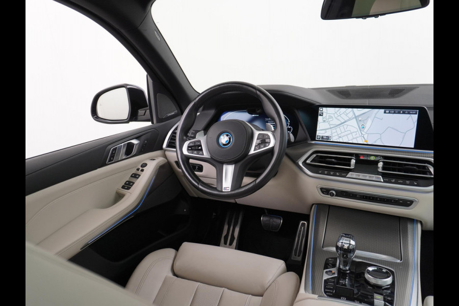 BMW X5 xDrive45e High Executive M SPORT VAN: 69.900,- VOOR: 64.440,- UW HERFSTVOORDEEL: 5.460,- M SPORT MEMORY SEAT | LASER LED | DRIV. ASS. PROFFESIONAL | PANO | 360 CAMERA | LUCHTVERING| ELEK. TREKHAAK | MEGA VOL!