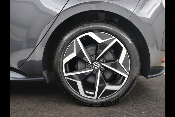 Volkswagen ID.3 First Plus 58 kWh | Automaat | Camera | Stoelverwarming | Climate control | Stuurverwarming | Adaptive cruise | Sfeerverlichting | Navigatie | LMV 19 inch