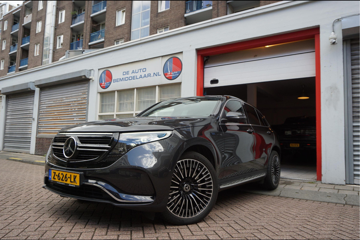 Mercedes-Benz EQC 400 4MATIC AMG Line Premium Plus 80 kWh | BTW | Adaptive Cruise | Lane Departure | 21inch | Sfeerverlichting | Mercedes garantie 04/2026 | Topstaat