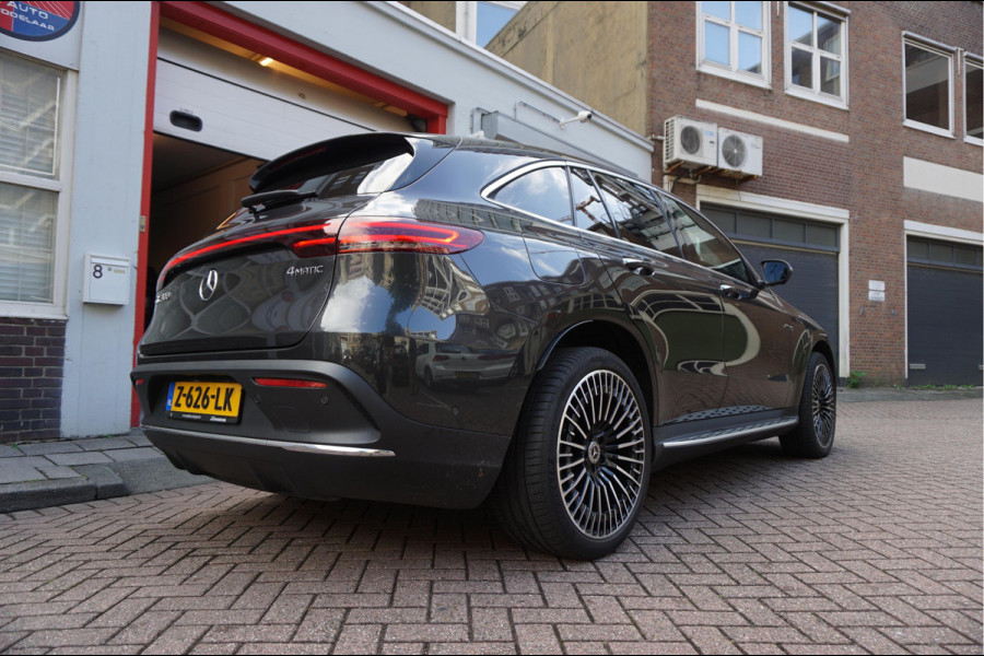 Mercedes-Benz EQC 400 4MATIC AMG Line Premium Plus 80 kWh | BTW | Adaptive Cruise | Lane Departure | 21inch | Sfeerverlichting | Mercedes garantie 04/2026 | Topstaat