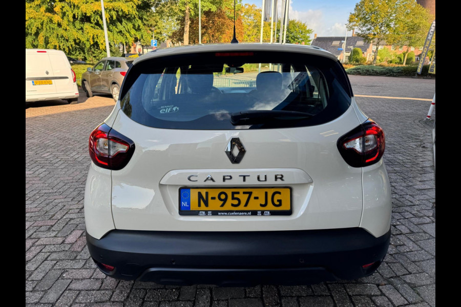 Renault Captur TCe 90 Life / Navi / LM velgen / Parkeersensoren Renault Captur TCe 90 Life / Navi / LM velgen / Parkeersensoren