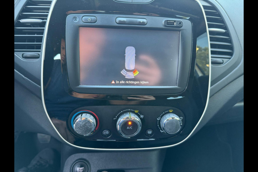 Renault Captur TCe 90 Life / Navi / LM velgen / Parkeersensoren Renault Captur TCe 90 Life / Navi / LM velgen / Parkeersensoren