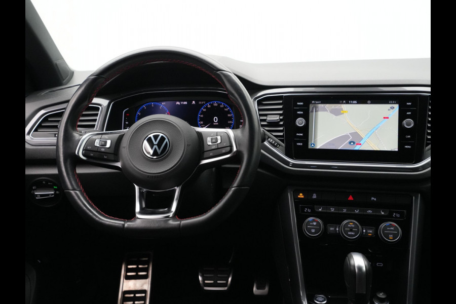 Volkswagen T-Roc 1.5 TSI 150pk DSG R-Line Business Navigatie Carplay Camera 19" velgen Trekhaak Keyless 173