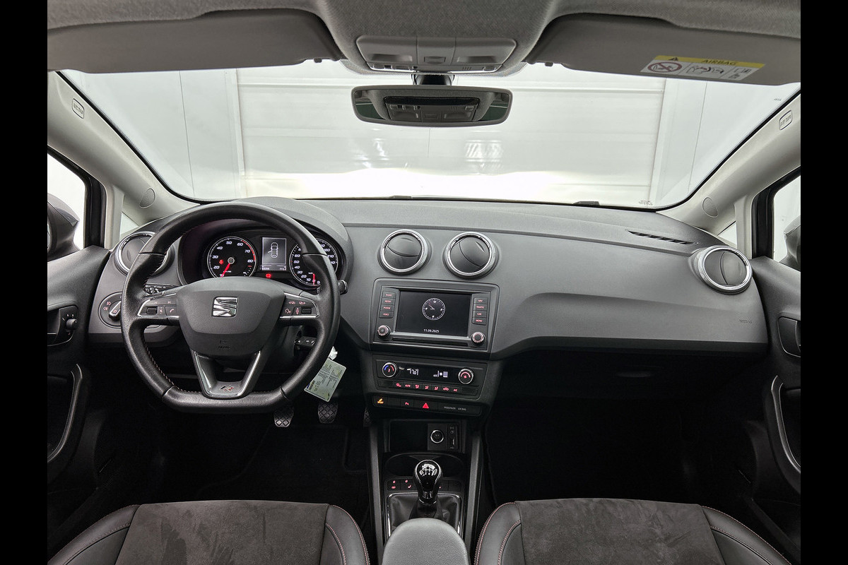 Seat Ibiza 1.0 EcoTSI FR Connect(Goed OnderH, Panorama, Carplay/ Android, Climate Con, Navi, PDC V+A, Etc)