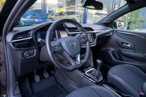 Opel Corsa 1.2 Level 4 | Prijs rijklaar incl. 12 mnd garantie | Glazen dak Stoel/stuurverwarming Carplay Lmv 17"