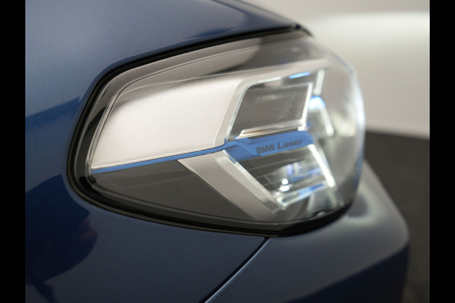 BMW X3 xDrive30e LCI FACELIFT MODEL Plug In Hybrid 293pk Dealer O.H PHEV | Trekhaak af Fabriek | Panodak | Laser LED | 360 Camera | Head Up | Lederen Sportstoelen Memory | Keyless | Apple Carplay |