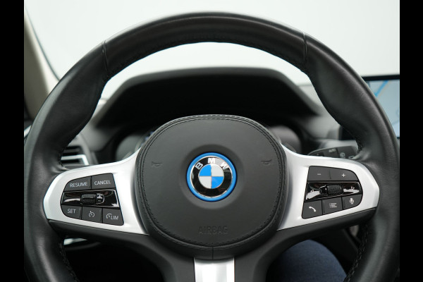 BMW X3 xDrive30e LCI FACELIFT MODEL Plug In Hybrid 293pk Dealer O.H PHEV | Trekhaak af Fabriek | Panodak | Laser LED | 360 Camera | Head Up | Lederen Sportstoelen Memory | Keyless | Apple Carplay |