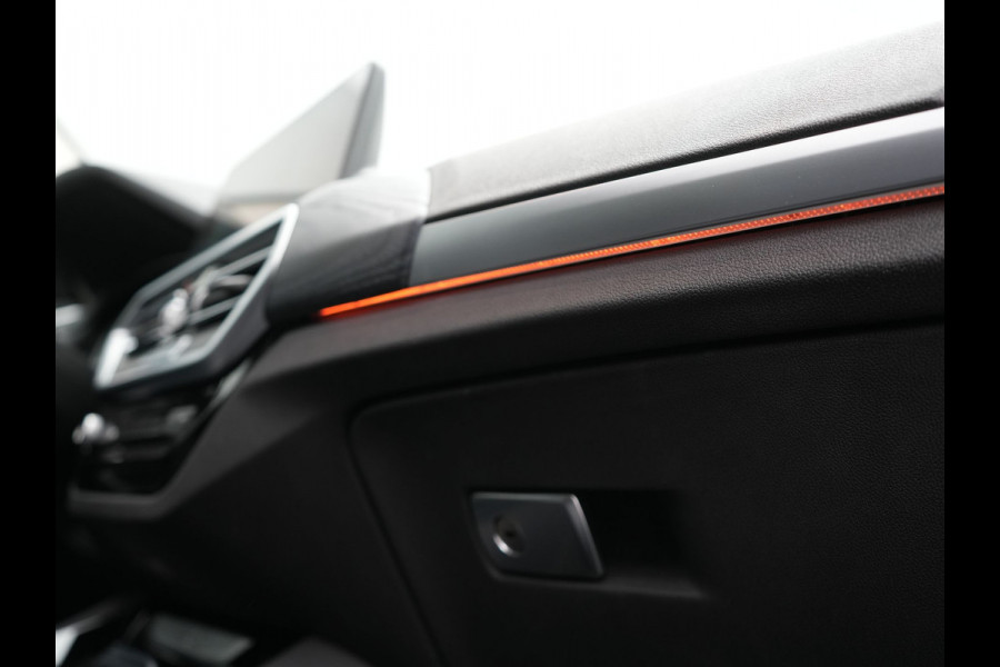 BMW X3 xDrive30e LCI FACELIFT MODEL Plug In Hybrid 293pk Dealer O.H PHEV | Trekhaak af Fabriek | Panodak | Laser LED | 360 Camera | Head Up | Lederen Sportstoelen Memory | Keyless | Apple Carplay |