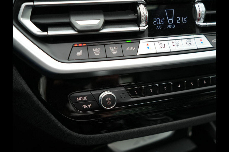 BMW X3 xDrive30e LCI FACELIFT MODEL Plug In Hybrid 293pk Dealer O.H PHEV | Trekhaak af Fabriek | Panodak | Laser LED | 360 Camera | Head Up | Lederen Sportstoelen Memory | Keyless | Apple Carplay |