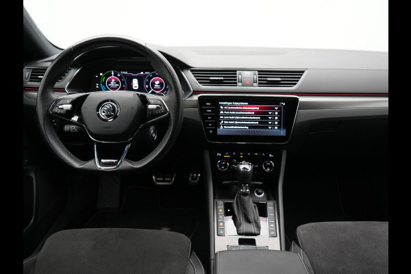 Škoda Superb Combi 1.4 TSI iV Sportline Plug In Hybrid 218pk Dealer O.H PHEV | Adaptive Cruise | 360 Camera | Alcantara Sportstoelen Memory | Canton Audio | 19"L.M | Virtual | Keyless |