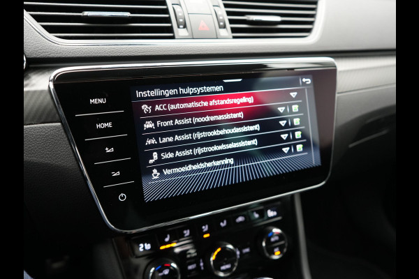 Škoda Superb Combi 1.4 TSI iV Sportline Plug In Hybrid 218pk Dealer O.H PHEV | Adaptive Cruise | 360 Camera | Alcantara Sportstoelen Memory | Canton Audio | 19"L.M | Virtual | Keyless |