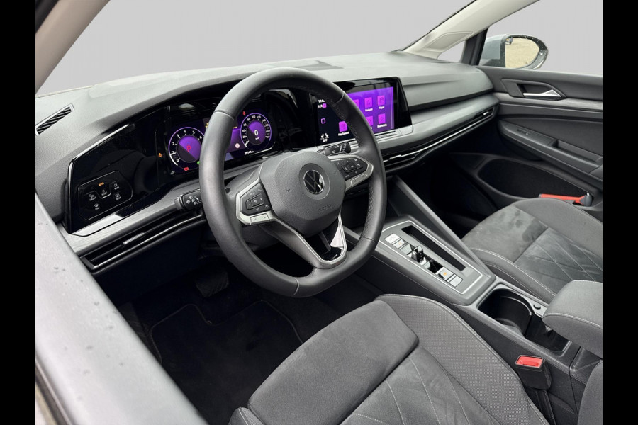 Volkswagen GOLF Variant 1.5 eTSI Business