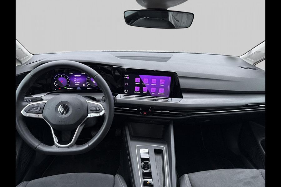 Volkswagen GOLF Variant 1.5 eTSI Business