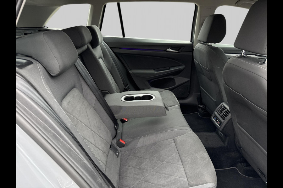 Volkswagen GOLF Variant 1.5 eTSI Business