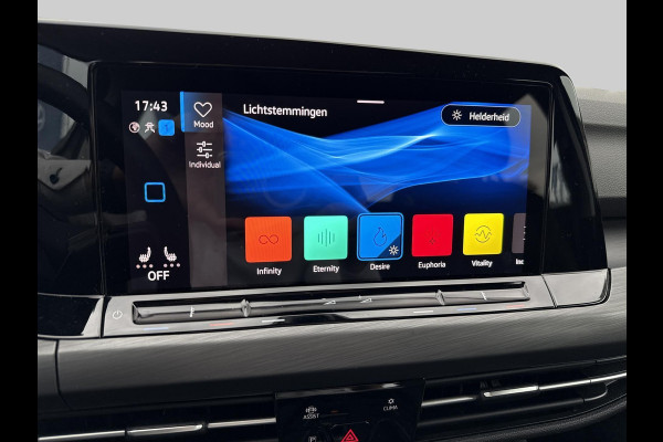 Volkswagen GOLF Variant 1.5 eTSI Business