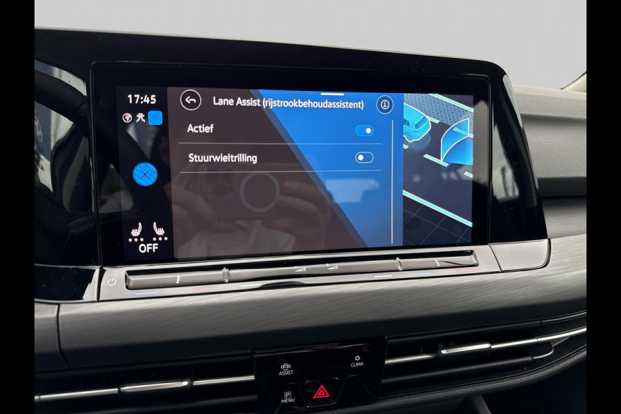 Volkswagen GOLF Variant 1.5 eTSI Business
