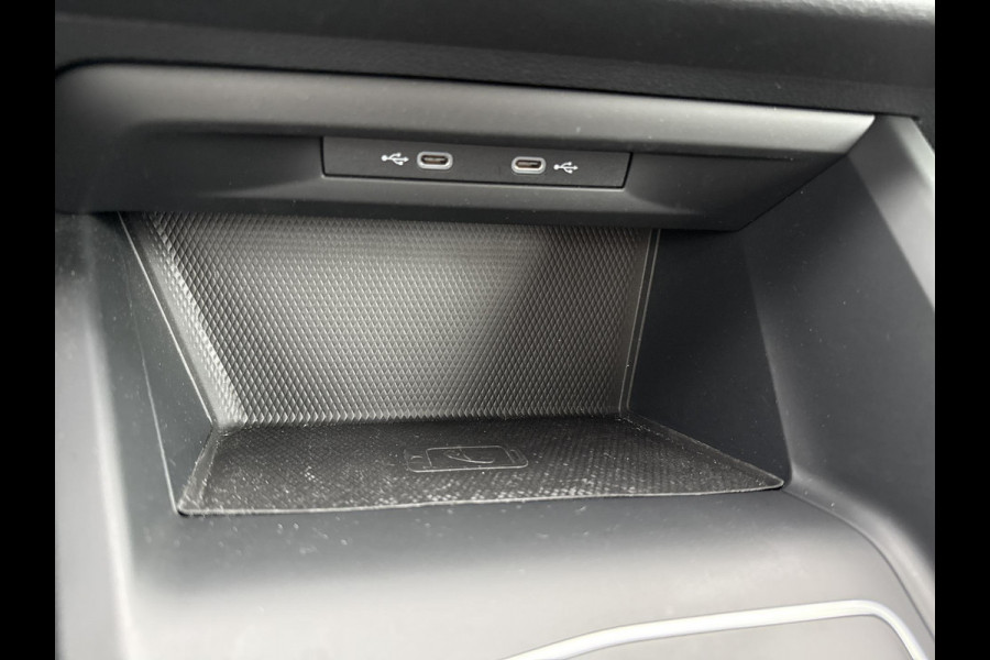 Volkswagen GOLF Variant 1.5 eTSI Business